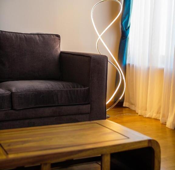 بنسيون Casa Hrisicos