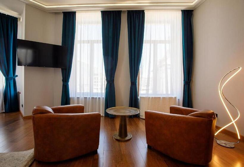 بنسيون Casa Hrisicos