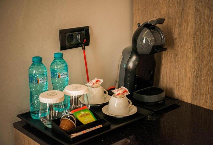 بنسيون Casa Hrisicos