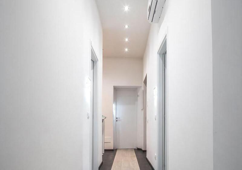 פנסיון Colosseo Rooms Imperial Rome