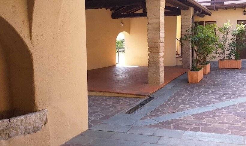 פנסיון Corteallago