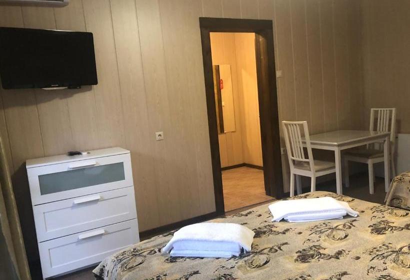 پانسیون Juna Aqua Life