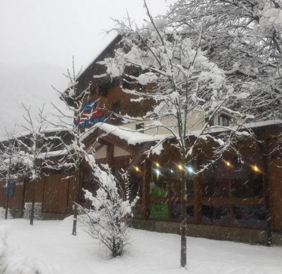 پانسیون Juna Aqua Life