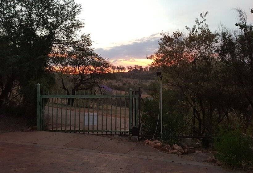 펜션 Engedi Retreat