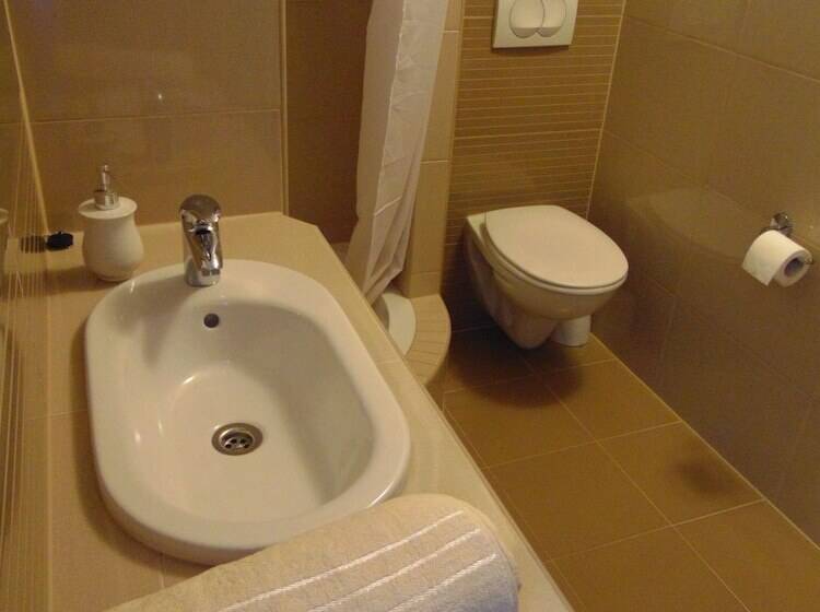 פנסיון Guest House Hvar Jelsa