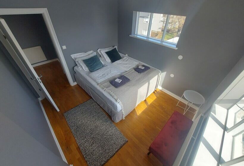 پانسیون Ig Akureyri