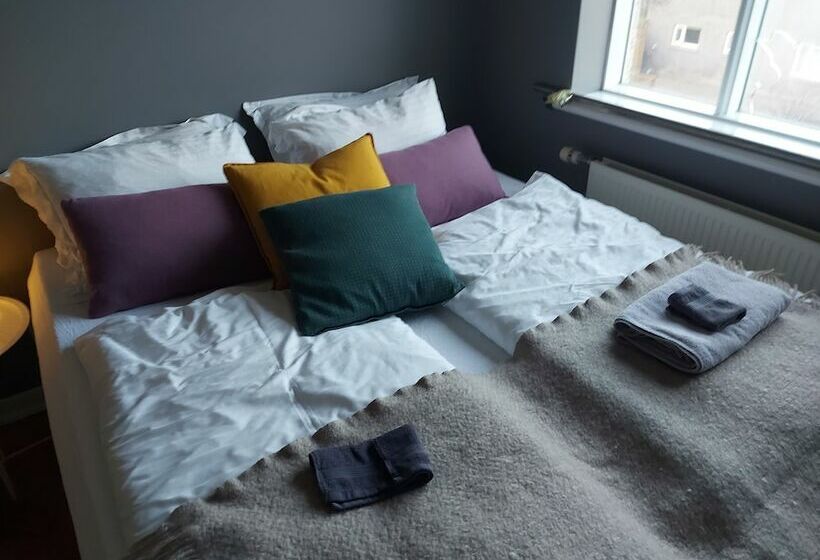 پانسیون Ig Akureyri