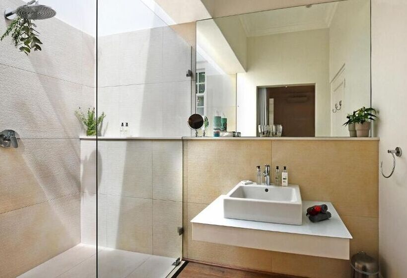 پانسیون La Providence Guest House & Wine Farm