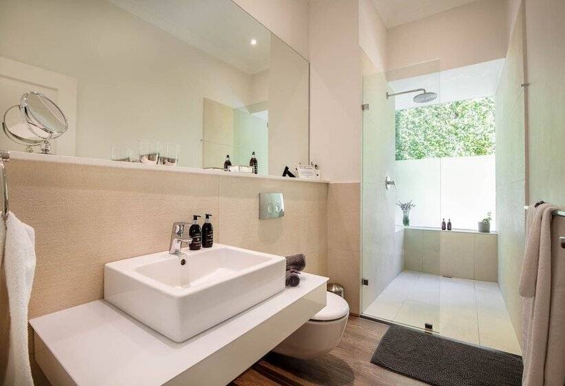 پانسیون La Providence Guest House & Wine Farm