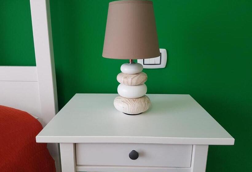 بنسيون Maqueda Home