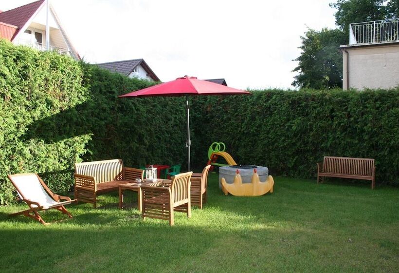 Пансион Villa Karmelia