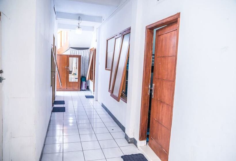 Simplycity Hostel Syariah