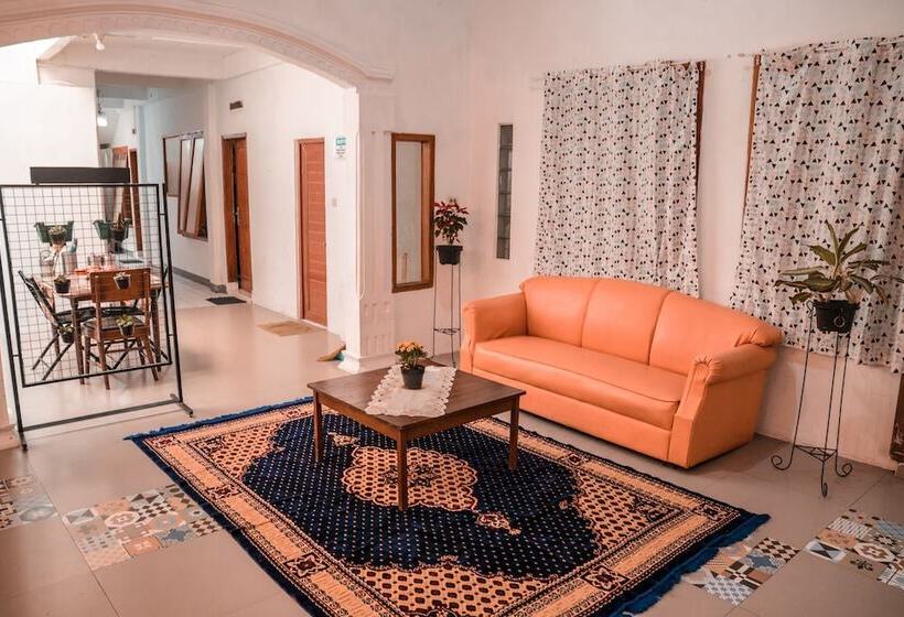 Simplycity Hostel Syariah