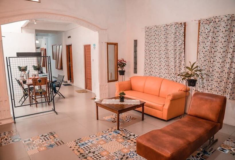 Simplycity Hostel Syariah