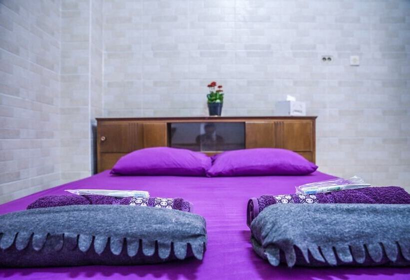 Simplycity Hostel Syariah