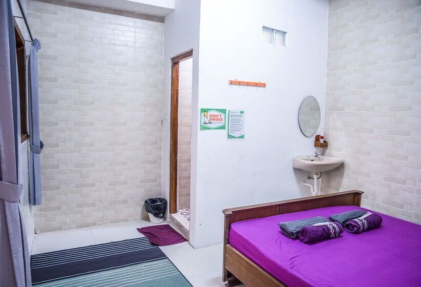 Simplycity Hostel Syariah