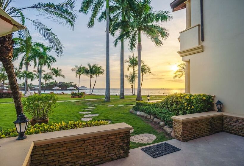 The Palms Playa Flamingo