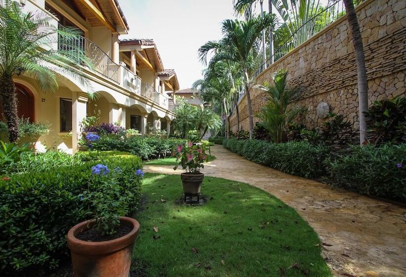 The Palms Playa Flamingo