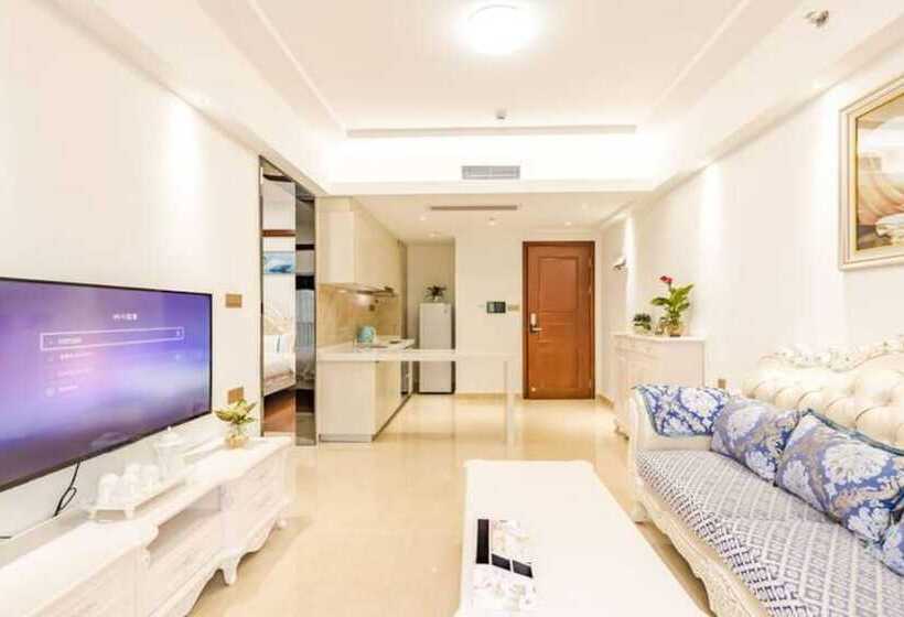 Western Theme Holiday Apartment