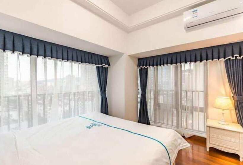 Western Theme Holiday Apartment