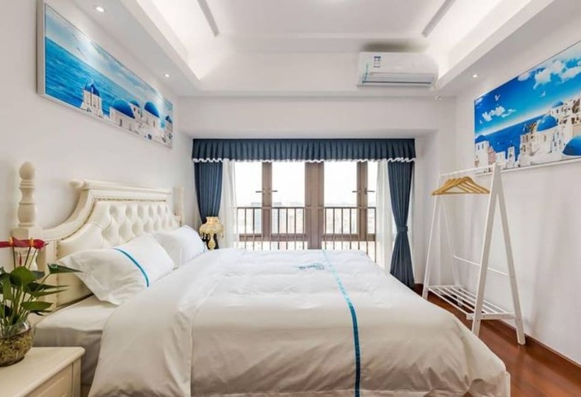 Western Theme Holiday Apartment