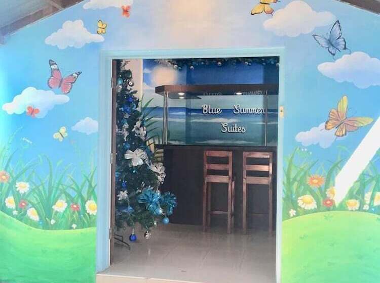 تختخواب و صبحانه Blue Summer Suites