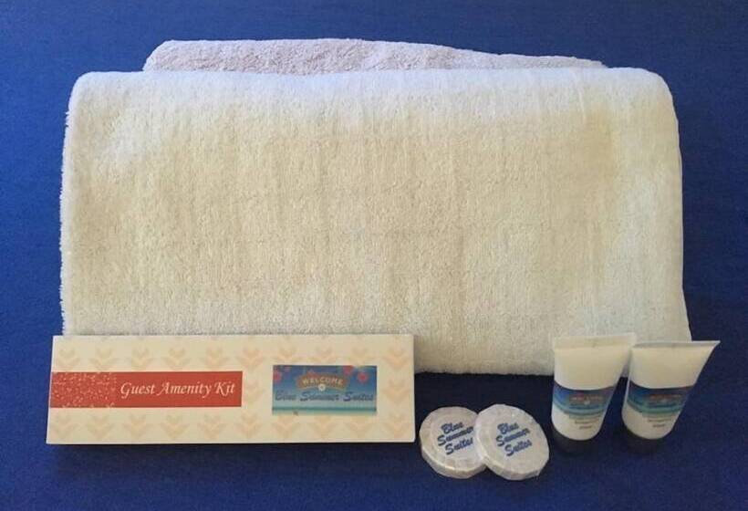 تختخواب و صبحانه Blue Summer Suites