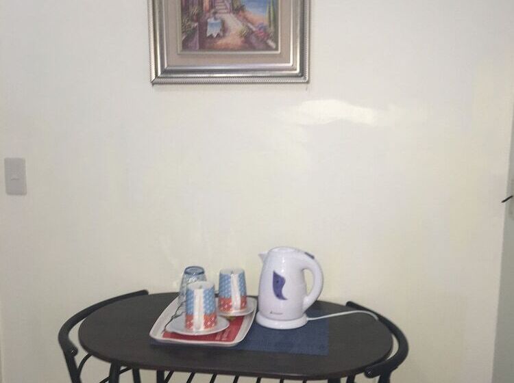 تختخواب و صبحانه Blue Summer Suites