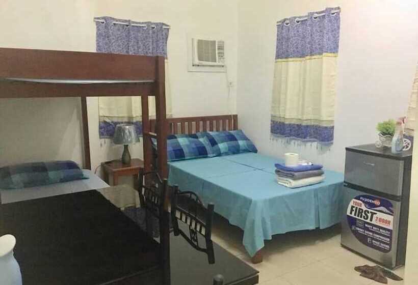 تختخواب و صبحانه Blue Summer Suites