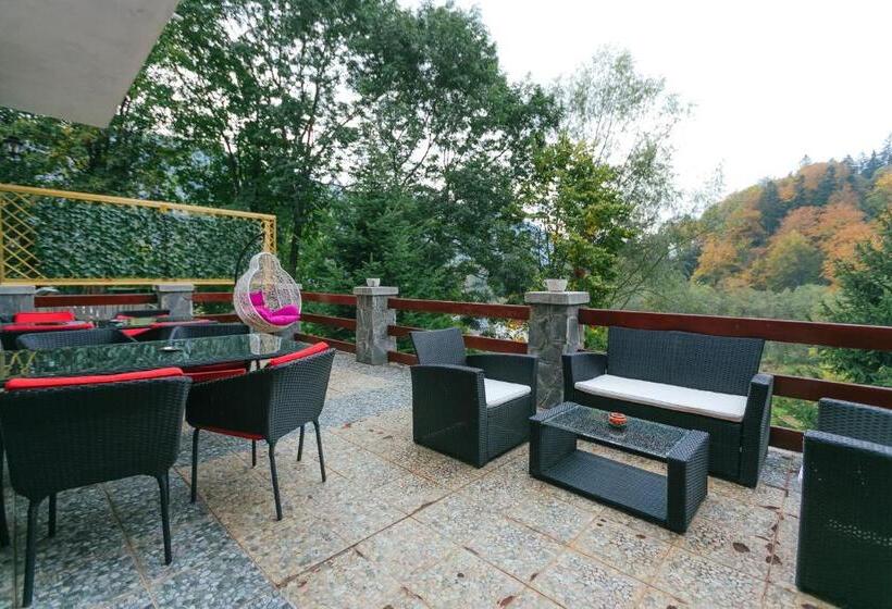 مبيت وإفطار Casa Natalia