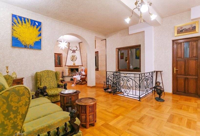 مبيت وإفطار Casa Natalia