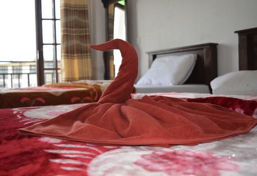 ベッドアンドブレックファースト Grand View Guest House & Restaurant