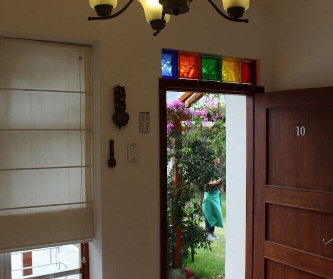 צימר Hostal Sakti