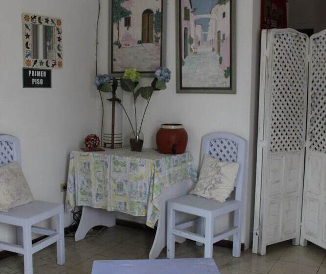 צימר Hostal Sakti