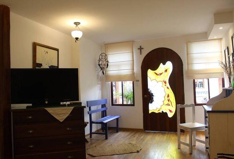 צימר Hostal Sakti