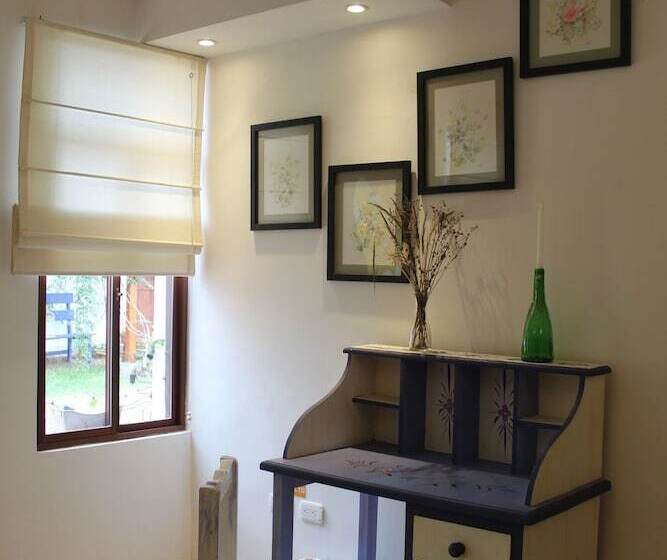 צימר Hostal Sakti