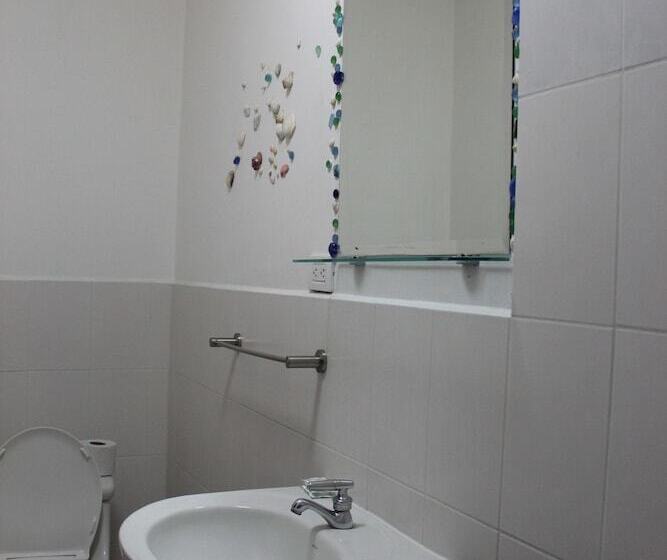 צימר Hostal Sakti