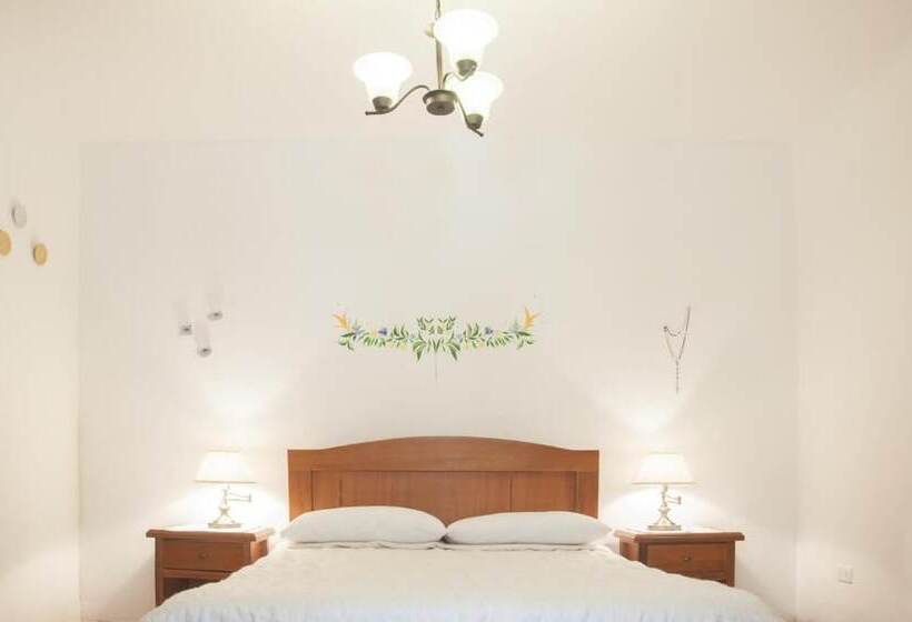 צימר Hostal Sakti