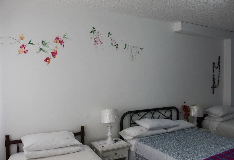 צימר Hostal Sakti