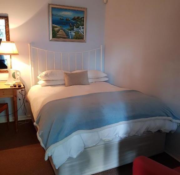 צימר Hunter S Lodge Ladysmith