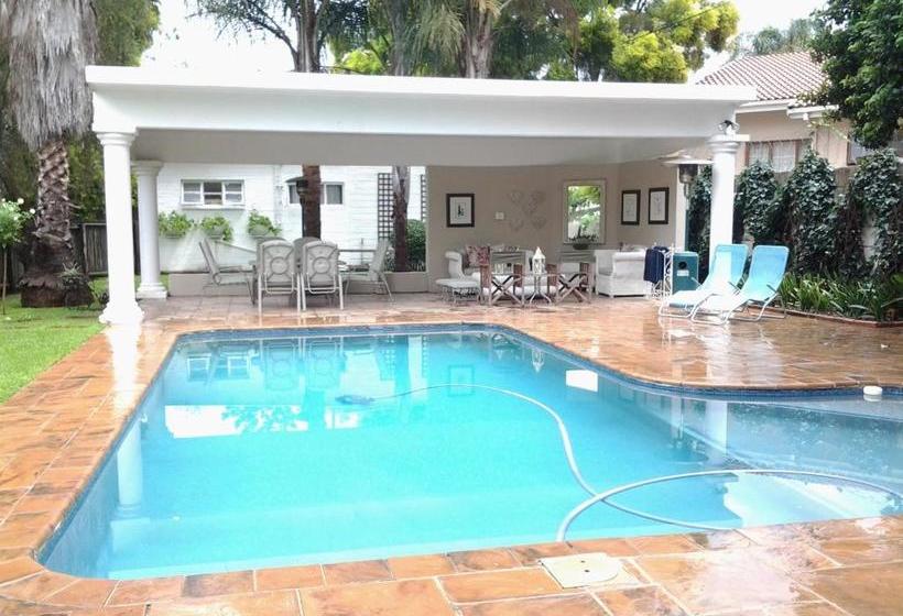 צימר Hunter S Lodge Ladysmith