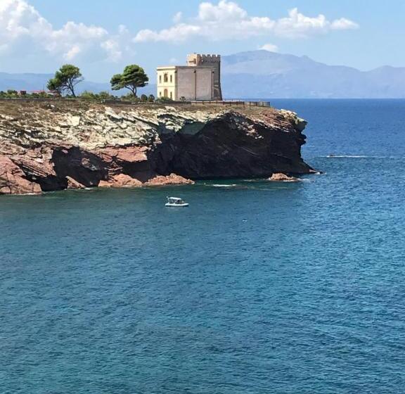 ベッドアンドブレックファースト Le Tre Rose