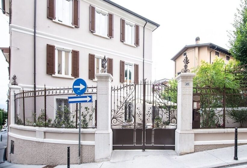 Bed and Breakfast Residenza Elisa