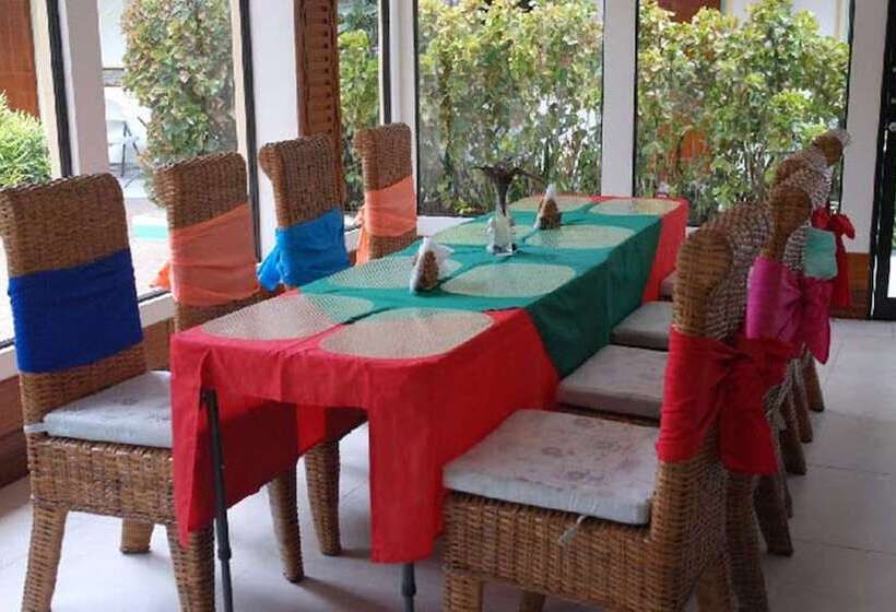 Coconut Pension House