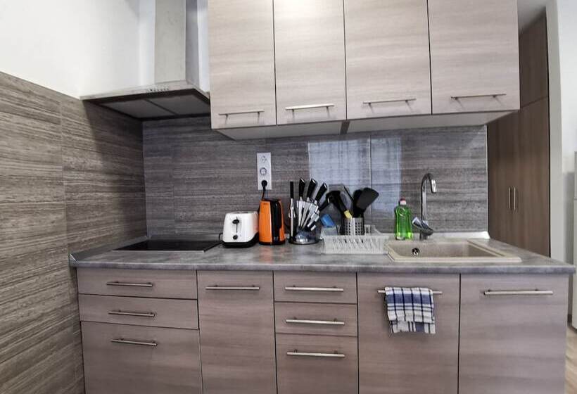 Corvin Holiday Apartments