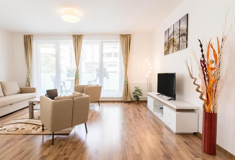 Corvin Holiday Apartments