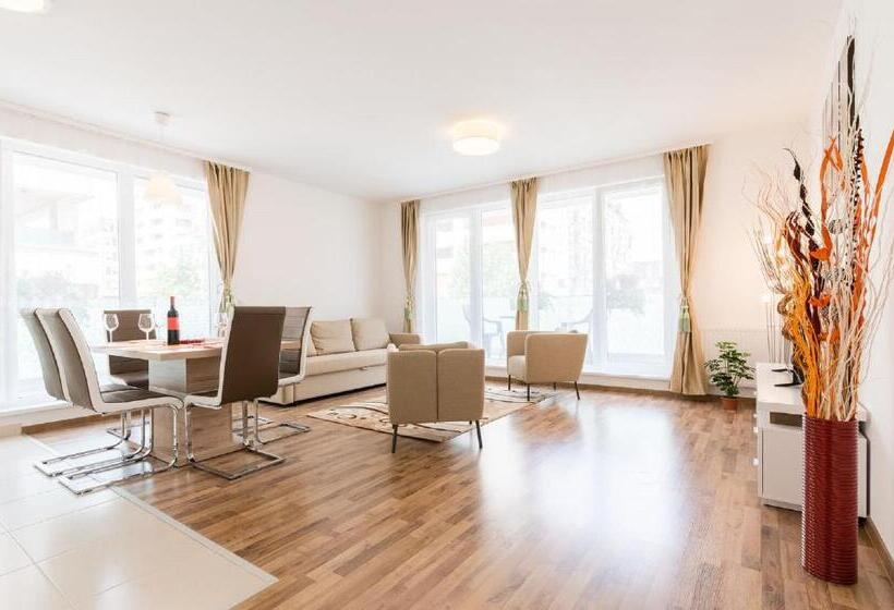 Corvin Holiday Apartments