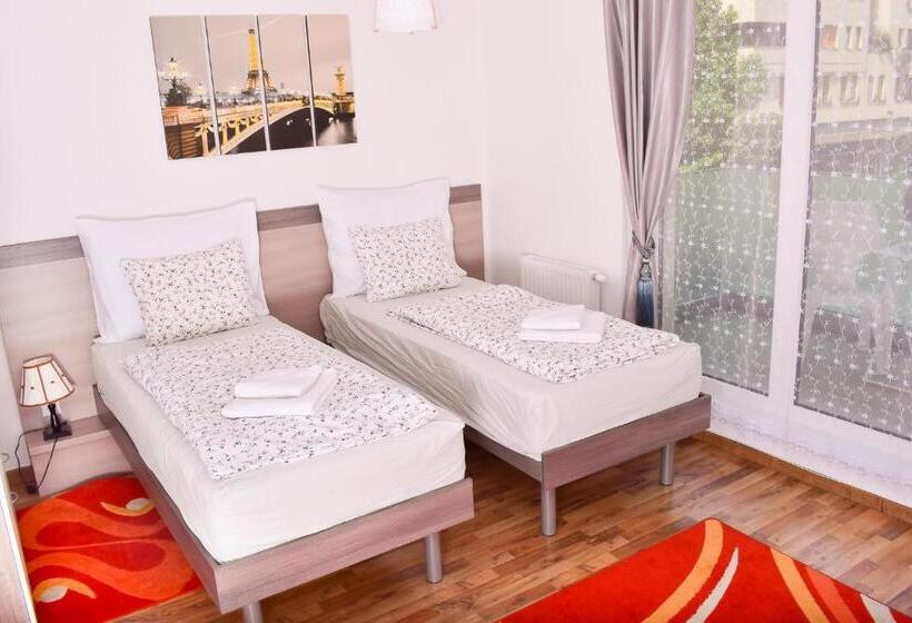 Corvin Holiday Apartments