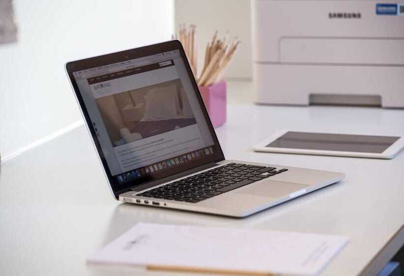 호텔 Akroyiali Resort