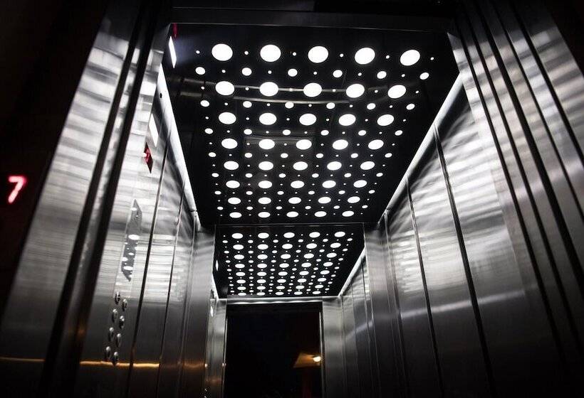 호텔 Akroyiali Resort